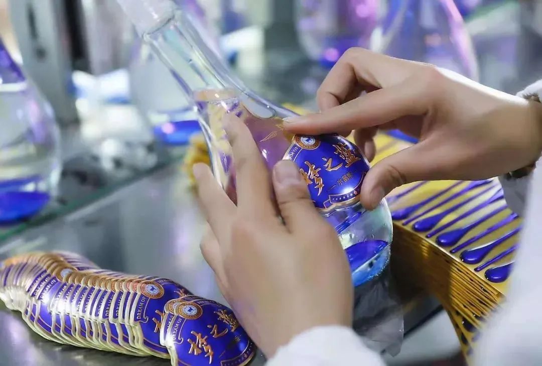 1708912608648375.jpg 1708912608648375.jpg